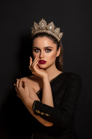 【快/穿N/P】炮灰男配自救指南/春日